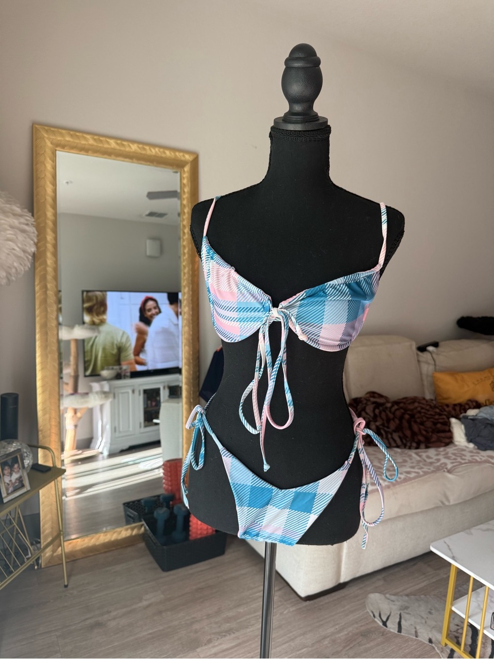 Mixed Boutique Swimsuit and Coverup Bundle (M-L 6-8) - Picture 8 of 16